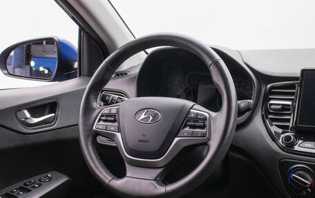 Hyundai Solaris II рестайлинг, 2021 год, 1 695 000 рублей, 15 фотография
