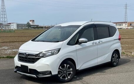 Honda Freed II, 2023 год, 1 340 000 рублей, 1 фотография
