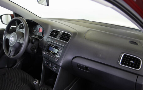 Volkswagen Polo VI (EU Market), 2011 год, 728 000 рублей, 7 фотография