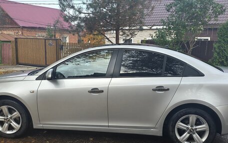 Chevrolet Cruze II, 2011 год, 720 000 рублей, 6 фотография
