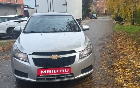 Chevrolet Cruze II, 2011 год, 720 000 рублей, 2 фотография