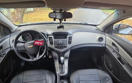 Chevrolet Cruze II, 2011 год, 720 000 рублей, 8 фотография
