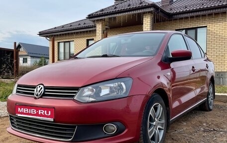 Volkswagen Polo VI (EU Market), 2012 год, 550 000 рублей, 1 фотография