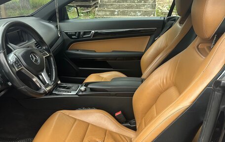 Mercedes-Benz E-Класс, 2012 год, 1 250 000 рублей, 9 фотография
