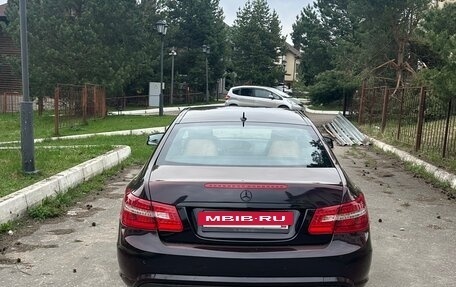 Mercedes-Benz E-Класс, 2012 год, 1 250 000 рублей, 5 фотография