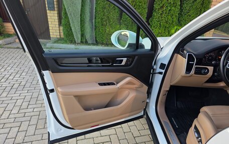 Porsche Cayenne III, 2020 год, 6 400 000 рублей, 8 фотография