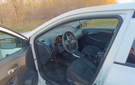 Toyota Corolla, 2011 год, 1 100 000 рублей, 4 фотография