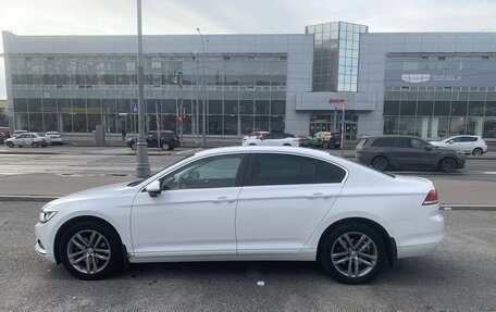 Volkswagen Passat B8 рестайлинг, 2019 год, 1 750 000 рублей, 2 фотография