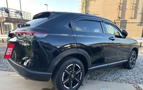Honda Vezel, 2022 год, 1 700 000 рублей, 6 фотография