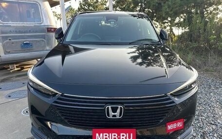 Honda Vezel, 2022 год, 1 700 000 рублей, 2 фотография