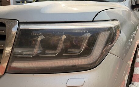 Toyota Land Cruiser 200, 2010 год, 2 300 000 рублей, 6 фотография