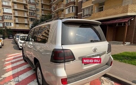 Toyota Land Cruiser 200, 2010 год, 2 300 000 рублей, 5 фотография
