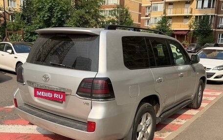 Toyota Land Cruiser 200, 2010 год, 2 300 000 рублей, 3 фотография