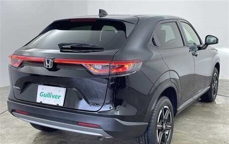 Honda Vezel, 2022 год, 1 490 000 рублей, 6 фотография