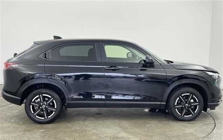 Honda Vezel, 2022 год, 1 490 000 рублей, 8 фотография