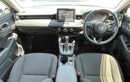 Honda Vezel, 2023 год, 1 680 000 рублей, 7 фотография