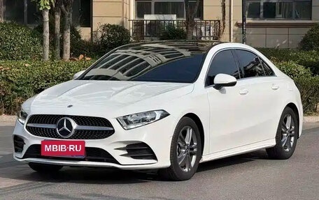 Mercedes-Benz A-Класс, 2022 год, 1 697 000 рублей, 1 фотография