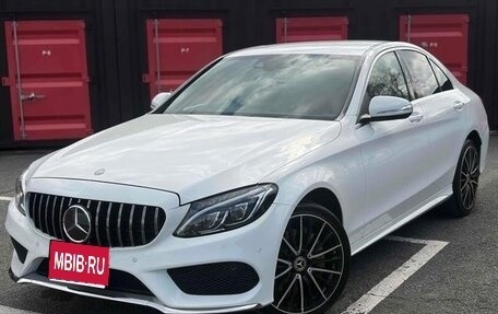 Mercedes-Benz C-Класс, 2018 год, 1 395 000 рублей, 1 фотография