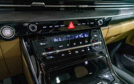 KIA Carnival, 2020 год, 3 930 000 рублей, 22 фотография