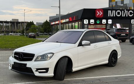 Mercedes-Benz C-Класс, 2013 год, 1 600 000 рублей, 1 фотография
