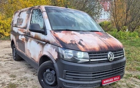 Volkswagen Transporter T6 рестайлинг, 2017 год, 2 480 000 рублей, 1 фотография