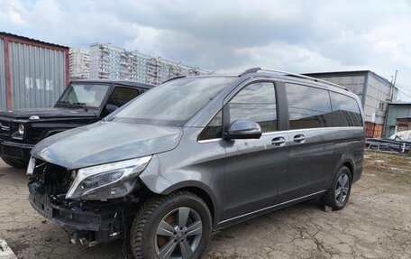 Mercedes-Benz V-Класс, 2022 год, 2 280 000 рублей, 3 фотография