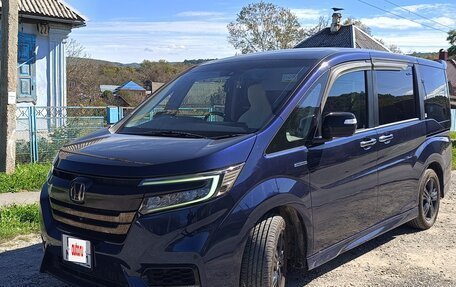 Honda Stepwgn IV рестайлинг, 2019 год, 2 550 000 рублей, 1 фотография