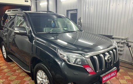 Toyota Land Cruiser Prado 150 рестайлинг, 2016 год, 4 100 000 рублей, 1 фотография