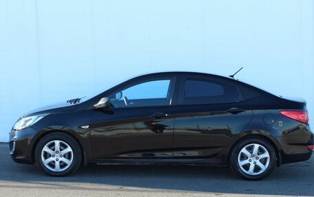 Hyundai Solaris II рестайлинг, 2011 год, 700 000 рублей, 4 фотография