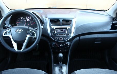 Hyundai Solaris II рестайлинг, 2011 год, 700 000 рублей, 15 фотография