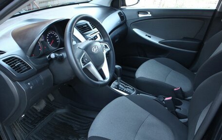 Hyundai Solaris II рестайлинг, 2011 год, 700 000 рублей, 14 фотография