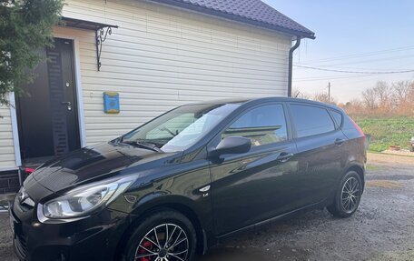 Hyundai Solaris II рестайлинг, 2014 год, 620 000 рублей, 6 фотография