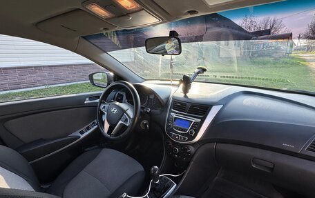 Hyundai Solaris II рестайлинг, 2014 год, 620 000 рублей, 15 фотография