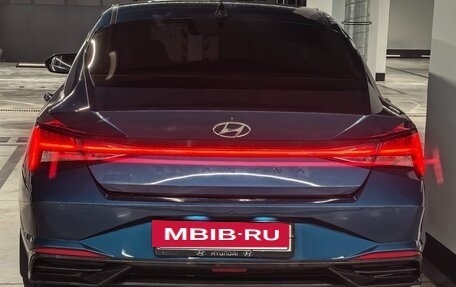 Hyundai Elantra, 2021 год, 1 975 000 рублей, 11 фотография