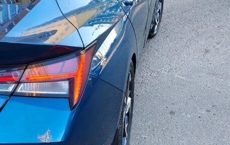 Hyundai Elantra, 2021 год, 1 975 000 рублей, 22 фотография