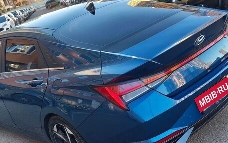 Hyundai Elantra, 2021 год, 1 975 000 рублей, 21 фотография