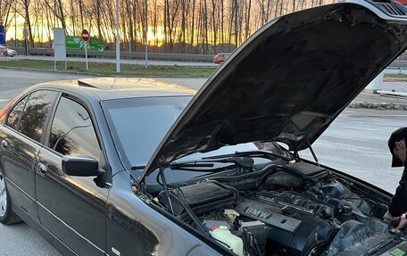 BMW 5 серия, 2000 год, 550 000 рублей, 20 фотография
