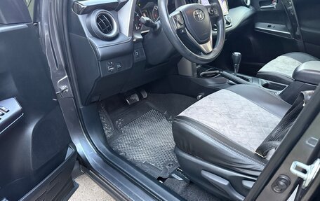 Toyota RAV4, 2015 год, 1 950 000 рублей, 36 фотография