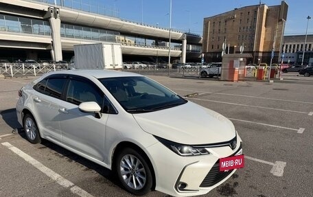 Toyota Corolla, 2019 год, 1 950 000 рублей, 2 фотография