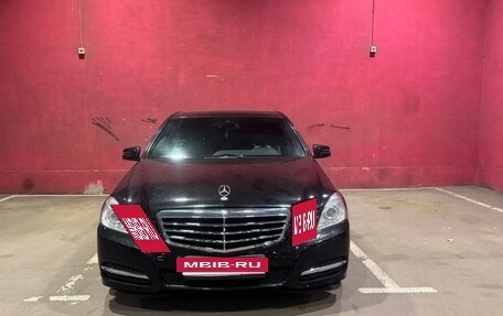 Mercedes-Benz E-Класс, 2012 год, 1 950 000 рублей, 2 фотография