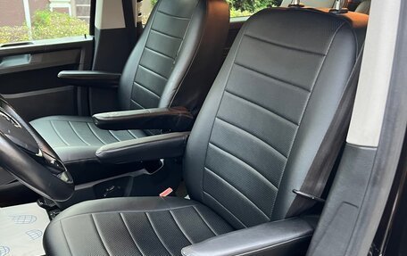 Volkswagen Caravelle T6 рестайлинг, 2016 год, 3 100 000 рублей, 16 фотография