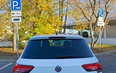 Volkswagen Tiguan II, 2018 год, 2 380 000 рублей, 5 фотография