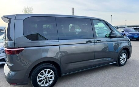 Volkswagen Multivan, 2023 год, 5 050 000 рублей, 3 фотография