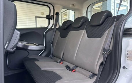 Ford Tourneo Courier I рестайлинг, 2017 год, 999 900 рублей, 12 фотография