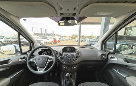 Ford Tourneo Courier I рестайлинг, 2017 год, 999 900 рублей, 17 фотография
