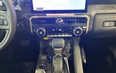 Toyota Tacoma, 2026 год, 7 623 573 рублей, 9 фотография