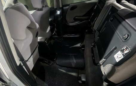Honda Fit III, 2003 год, 405 000 рублей, 7 фотография