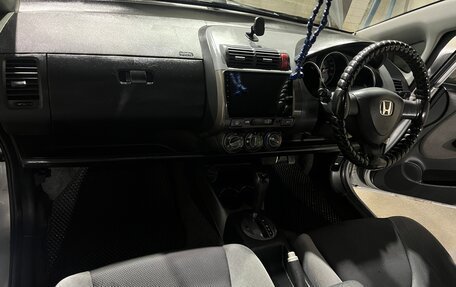 Honda Fit III, 2003 год, 405 000 рублей, 10 фотография