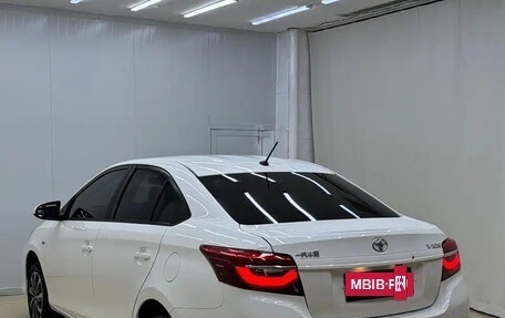 Toyota Vios III, 2022 год, 999 017 рублей, 6 фотография