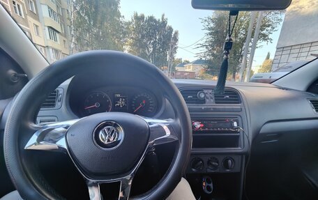 Volkswagen Polo VI (EU Market), 2016 год, 910 000 рублей, 5 фотография